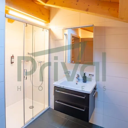 Prival - Majestic Peak 3br