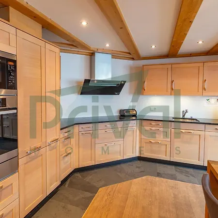 Prival - Majestic Peak 3br Chalet *