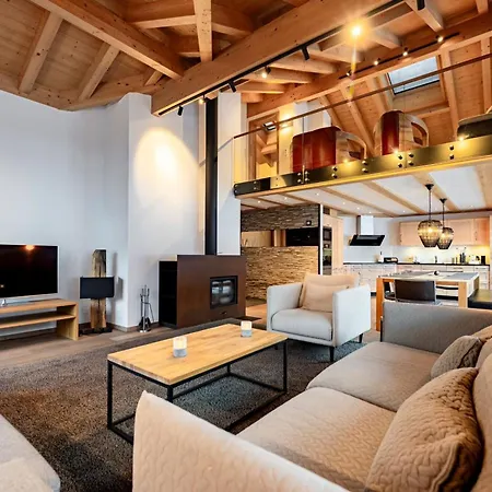 Prival - Majestic Peak 3br 木屋 *